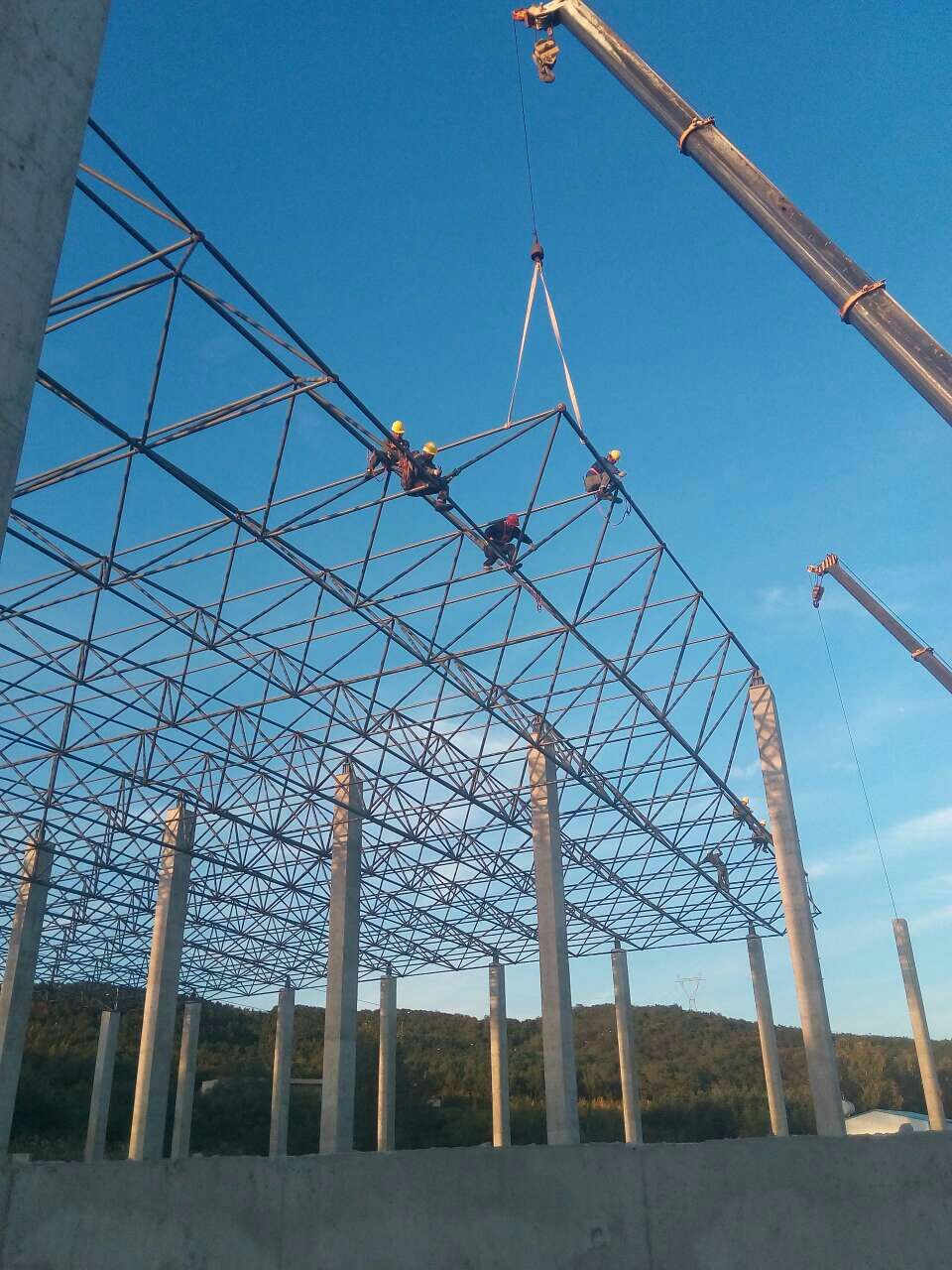 湖南汪清物流園網架