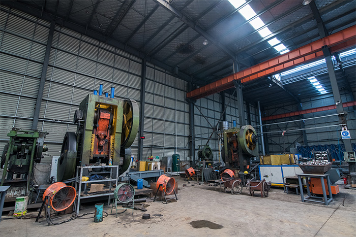 沛縣網架配件-錐頭加工車間