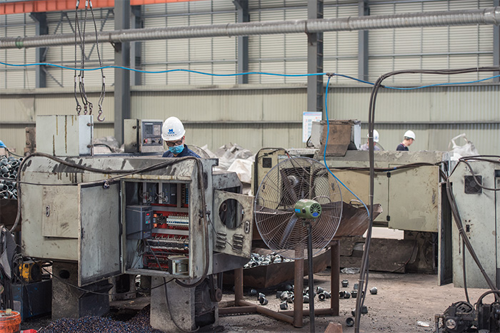 鄭州網(wǎng)架配件-錐頭加工車間